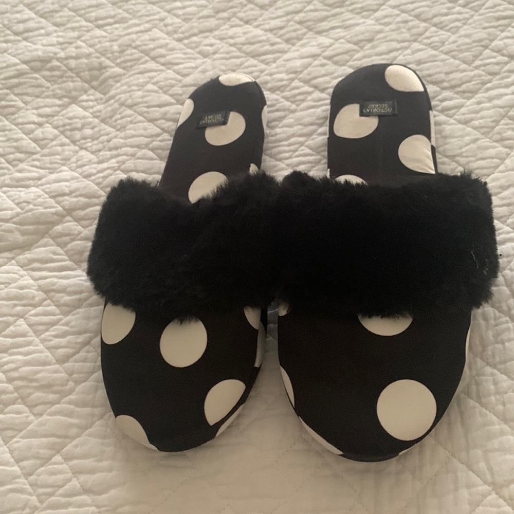 Victorias Secret polka dot slippers size M